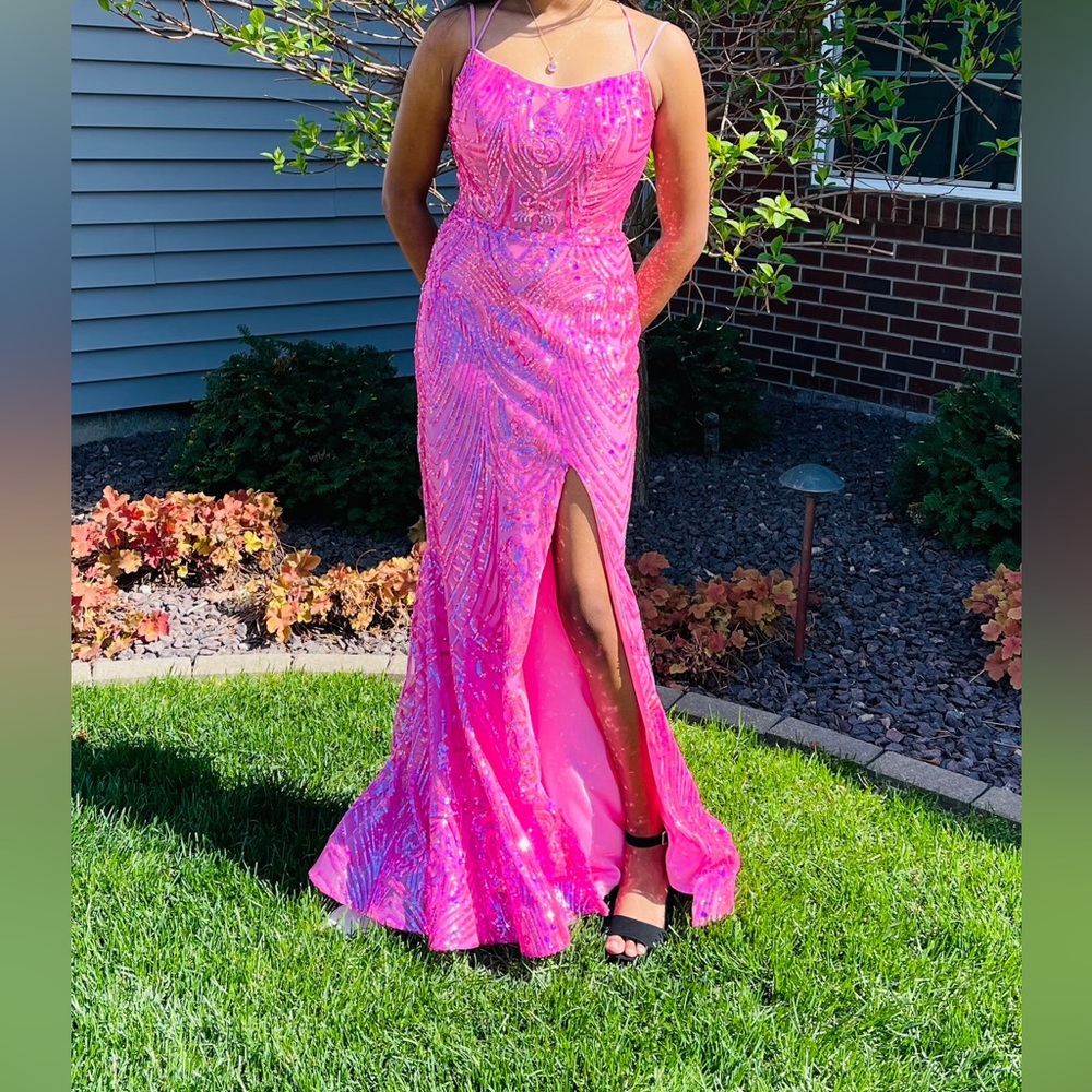 Ava Presley Prom Dress - Picture 3 of 8
